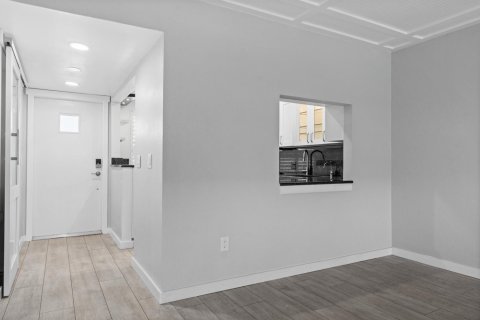 Condominio en venta en Stuart, Florida, 2 dormitorios, 110.65 m2 № 2249156 - foto 11