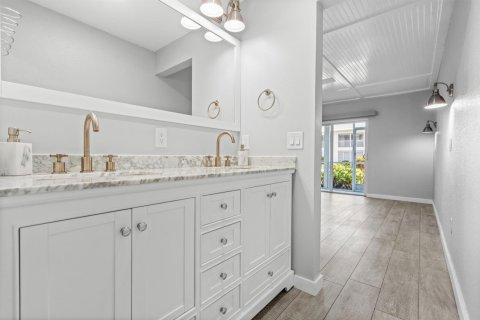 Condominio en venta en Stuart, Florida, 2 dormitorios, 110.65 m2 № 2249156 - foto 25