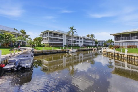 Condominio en venta en Stuart, Florida, 2 dormitorios, 110.65 m2 № 2249156 - foto 3