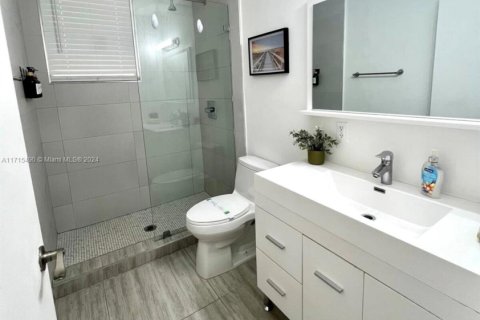 Copropriété à vendre à Miami Beach, Floride: 1 chambre, 46.08 m2 № 2040418 - photo 5