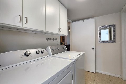 Condominio en venta en Tampa, Florida, 1 dormitorio, 99.59 m2 № 1795416 - foto 25