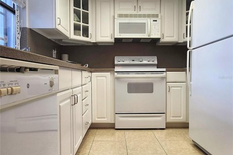 Condominio en venta en Tampa, Florida, 1 dormitorio, 99.59 m2 № 1795416 - foto 20