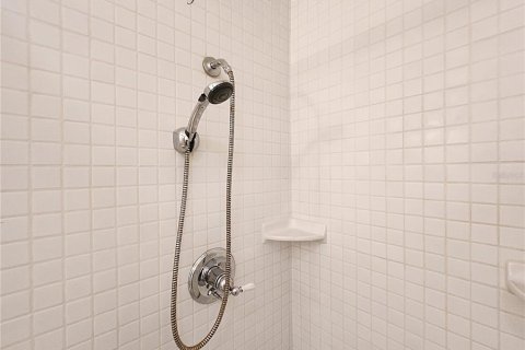 Condominio en venta en Tampa, Florida, 1 dormitorio, 99.59 m2 № 1795416 - foto 27