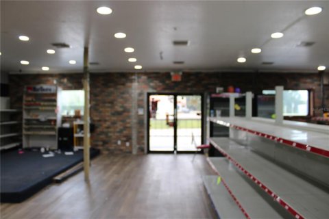 Propiedad comercial en alquiler en Crystal River, Florida, 351.73 m2 № 1904171 - foto 11