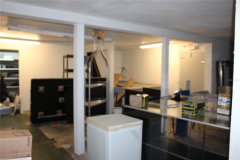 Propiedad comercial en alquiler en Crystal River, Florida, 351.73 m2 № 1904171 - foto 14