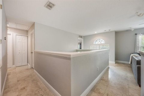 House in Apopka, Florida 4 bedrooms, 269.6 sq.m. № 1909851 - photo 19