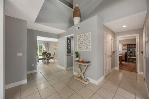 House in Apopka, Florida 4 bedrooms, 269.6 sq.m. № 1909851 - photo 4