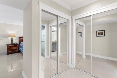 Copropriété à vendre à Hallandale Beach, Floride: 2 chambres, 99.78 m2 № 2002179 - photo 20