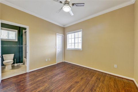 Снять в аренду таунхаус в Дирфилд-Бич, Флорида 3 спальни, 132.66м2, № 1947968 - фото 14