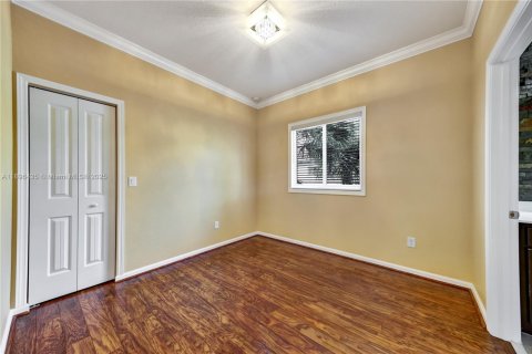 Снять в аренду таунхаус в Дирфилд-Бич, Флорида 3 спальни, 132.66м2, № 1947968 - фото 12