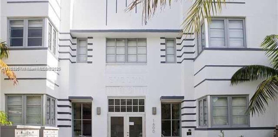 Condo in Miami Beach, Florida, 1 bedroom  № 1860107