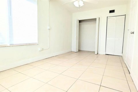 Casa en alquiler en Port Charlotte, Florida, 3 dormitorios, 75.07 m2 № 1847889 - foto 10