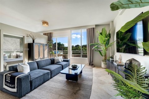 Купить кондоминиум в Майами, Флорида 1 спальня, 92.81м2, № 2008880 - фото 5