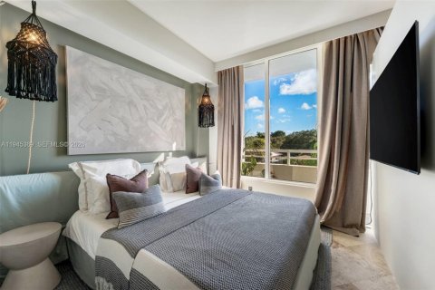 Купить кондоминиум в Майами, Флорида 1 спальня, 92.81м2, № 2008880 - фото 21