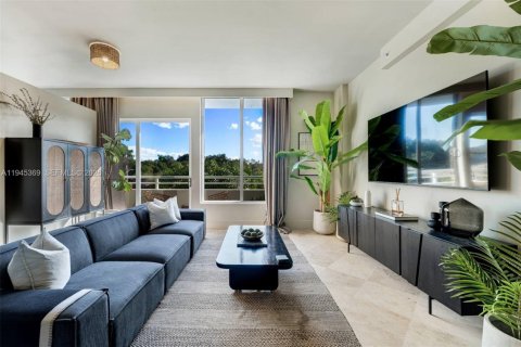 Купить кондоминиум в Майами, Флорида 1 спальня, 92.81м2, № 2008880 - фото 4