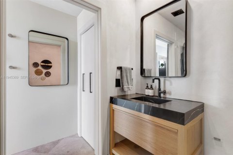 Купить кондоминиум в Майами, Флорида 1 спальня, 92.81м2, № 2008880 - фото 24