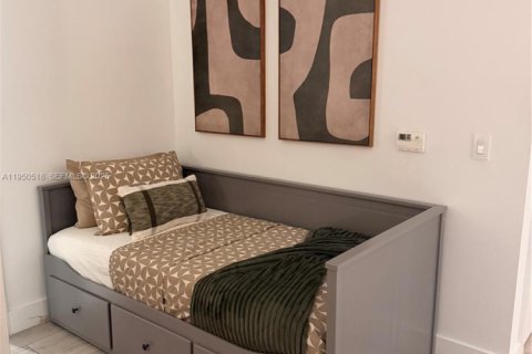 Copropriété à louer à Miami, Floride: 1 chambre, 66.24 m2 № 2153090 - photo 12