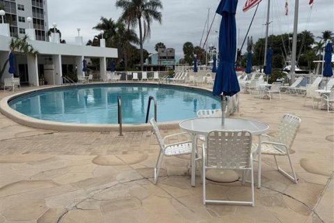 Condo in Pompano Beach, Florida, 1 bedroom  № 2085728 - photo 7