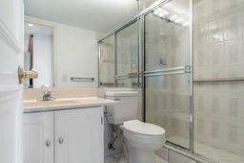Condo in Pompano Beach, Florida, 1 bedroom  № 2085728 - photo 2