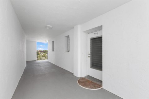 Condo in Pompano Beach, Florida, 1 bedroom  № 2085728 - photo 19