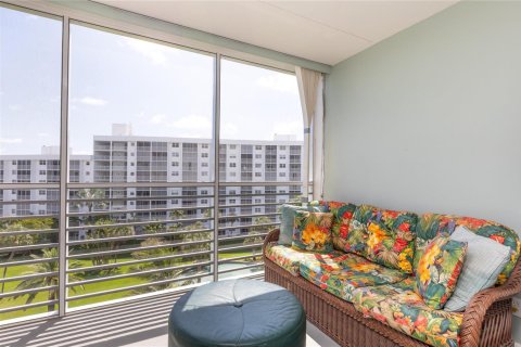 Condo in Pompano Beach, Florida, 1 bedroom  № 2085728 - photo 21