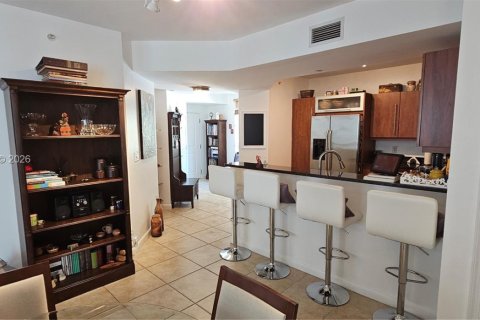 Copropriété à vendre à Miami, Floride: 2 chambres, 123.56 m2 № 2084564 - photo 9