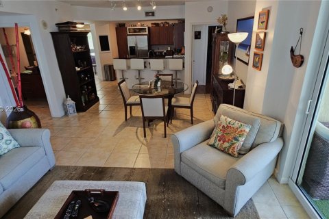 Copropriété à vendre à Miami, Floride: 2 chambres, 123.56 m2 № 2084564 - photo 5