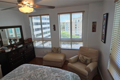 Copropriété à vendre à Miami, Floride: 2 chambres, 123.56 m2 № 2084564 - photo 13