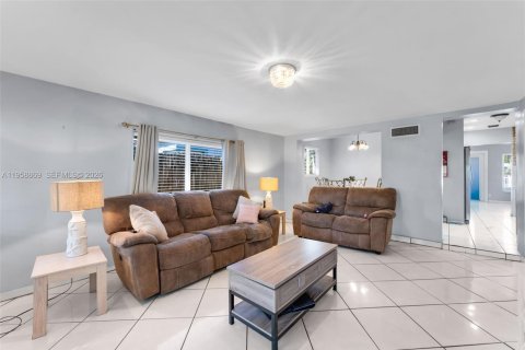 Купить виллу или дом в Окленд-Парк, Флорида 3 спальни, 146.04м2, № 2024237 - фото 4