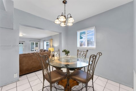 Купить виллу или дом в Окленд-Парк, Флорида 3 спальни, 146.04м2, № 2024237 - фото 5