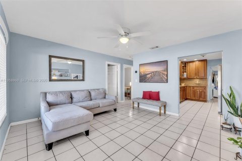 Купить виллу или дом в Окленд-Парк, Флорида 3 спальни, 146.04м2, № 2024237 - фото 29