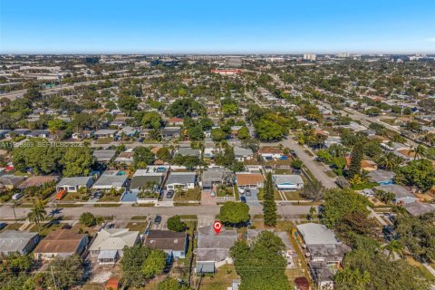 Купить виллу или дом в Окленд-Парк, Флорида 3 спальни, 146.04м2, № 2024237 - фото 22