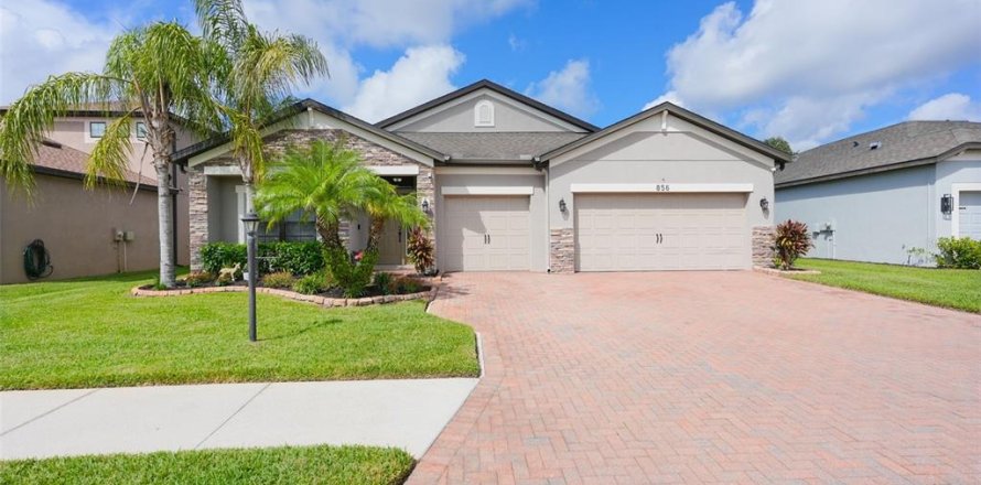 Casa en Bradenton, Florida 4 dormitorios, 216.46 m2 № 2386318