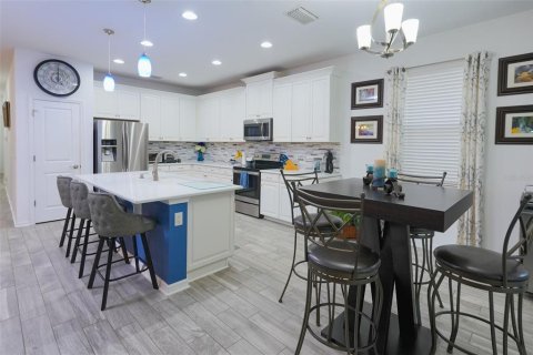 Casa en venta en Bradenton, Florida, 4 dormitorios, 216.46 m2 № 2386318 - foto 8