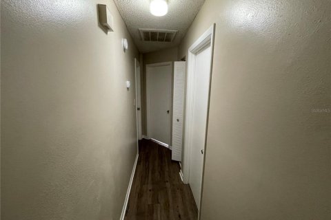 Appartement à louer à Lakeland, Floride: 2 chambres, 93.37 m2 № 2234491 - photo 9