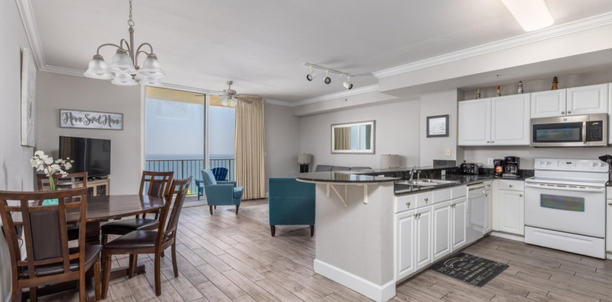 Condominio en Panama City Beach, Florida, 1 dormitorio  № 562040