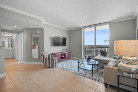 Condo in Sarasota, Florida, 2 bedrooms № 2106445 - photo 4
