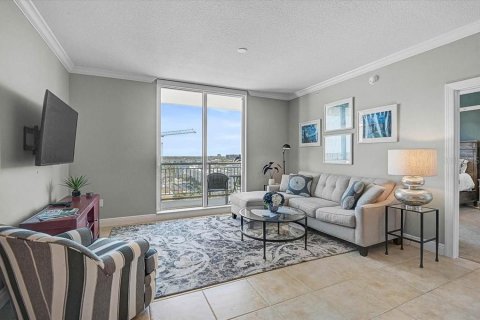 Condo in Sarasota, Florida, 2 bedrooms № 2106445 - photo 5