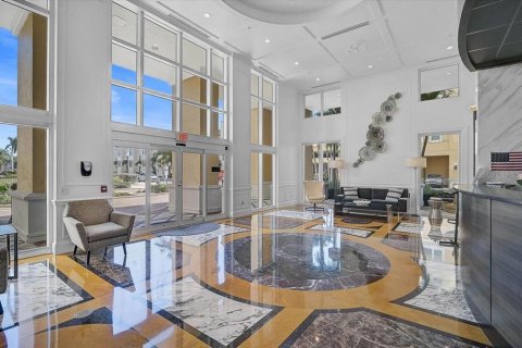 Condo in Sarasota, Florida, 2 bedrooms № 2106445 - photo 23