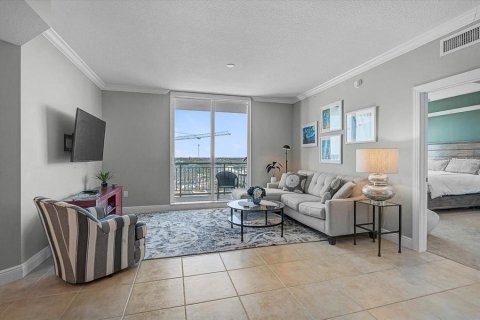 Condo in Sarasota, Florida, 2 bedrooms № 2106445 - photo 6