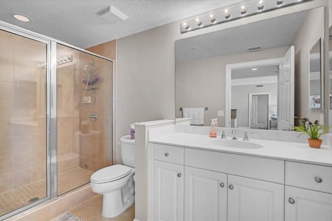Condo in Sarasota, Florida, 2 bedrooms № 2106445 - photo 17