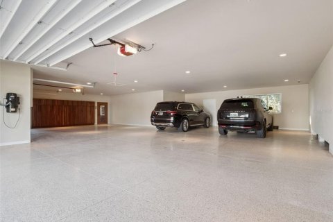 House in New Smyrna Beach, Florida 5 bedrooms, 756.04 sq.m. № 2213108 - photo 28