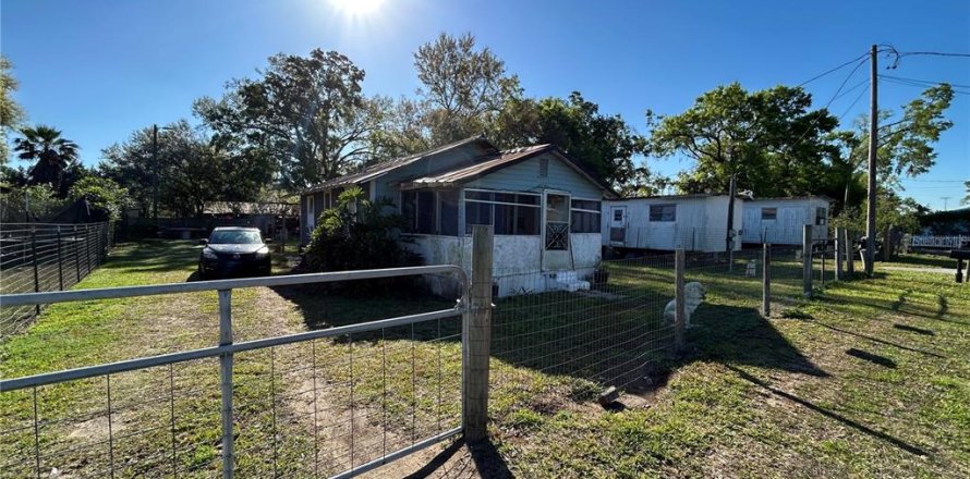 Casa en Dade City, Florida 2 dormitorios, 46.45 m2 № 1914317