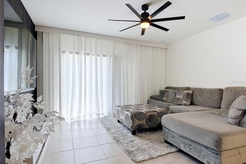 Villa ou maison à vendre à Davenport, Floride: 5 chambres, 234.3 m2 № 2134263 - photo 16