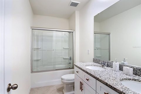 Villa ou maison à vendre à Davenport, Floride: 5 chambres, 234.3 m2 № 2134263 - photo 25
