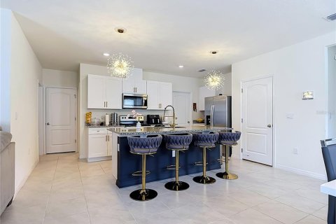 Villa ou maison à vendre à Davenport, Floride: 5 chambres, 234.3 m2 № 2134263 - photo 14