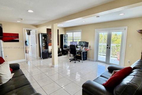 Villa ou maison à vendre à Tavernier, Floride: 5 chambres, 136.29 m2 № 2179109 - photo 19