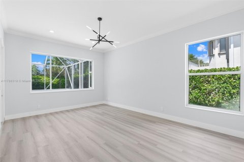 House in Wellington, Florida 5 bedrooms, 262.08 sq.m. № 1665034 - photo 25