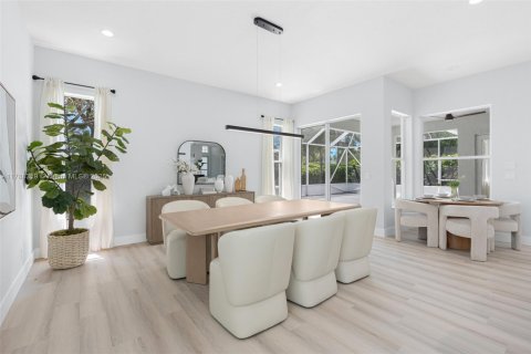 House in Wellington, Florida 5 bedrooms, 262.08 sq.m. № 1665034 - photo 7