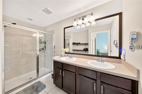 Adosado en venta en Orlando, Florida, 2 dormitorios, 131.64 m2 № 2391199 - foto 14